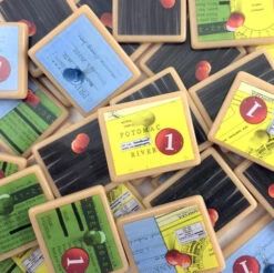 GeekUp Bit Set: Watergate -Card Game IMG 6347 480x480