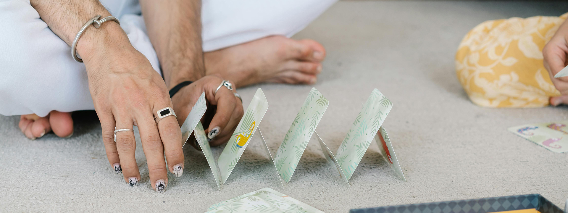 Card Game -Card Game pexels mikhail nilov 8120332